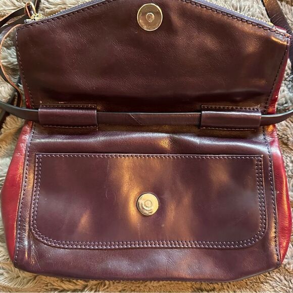 Rebecca Minkoff crossbody fold over purse - Picture 6 of 8